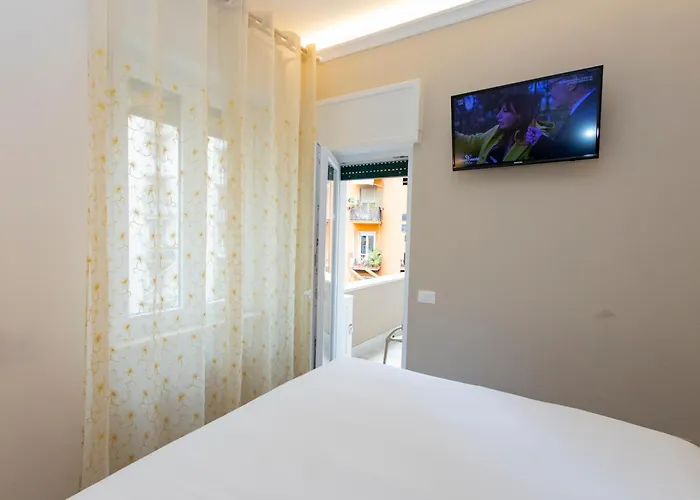 Apartment B9 Rom